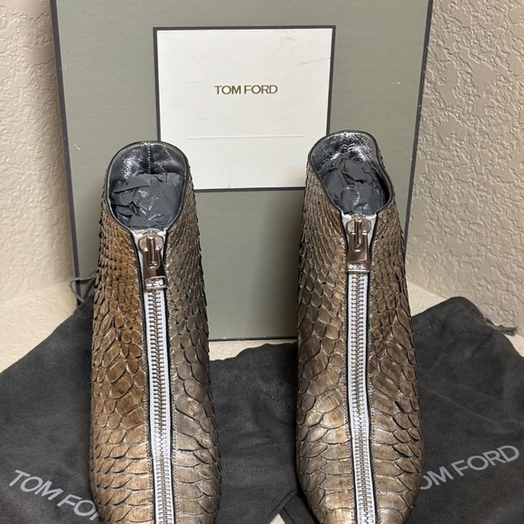Tom Ford Python Booties Silver metallic ankle boots zip zipper 39.5 US 9.5 - Picture 3 of 16